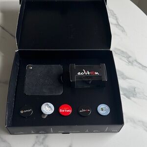 Smart Edition Pin Set - Black and Red